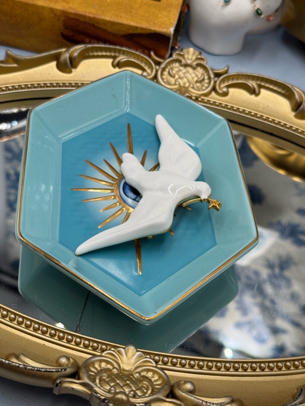 🆕 SCHIAPARELLI for Museum Gift Shop 🧿 NWOT White Dove Bird of Peace Brooch - Picture 12 of 16